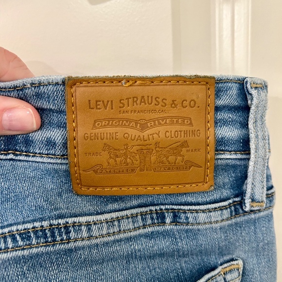 Levi’s 726 HIGH RISE FLARE WOMEN'S JEANS 29 x 34 - Picture 6 of 8